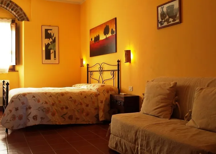 La Pulledraia Del Podere Montegrappa 알베레세